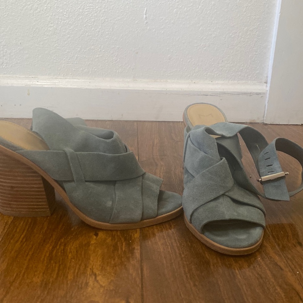 Strappy chunky heel